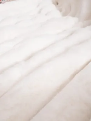 Γούνινη Μαξιλαροθήκη Wave 01 - 45x45cm