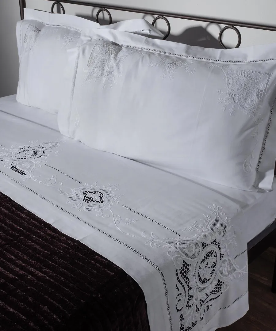 ΧΕΙΡΟΠΟΙΗΤΟ ΚΟΦΤΟ ΣΕΝΤΟΝΙ 2105 ΤΕΣΣΑΡΩΝ ΤΕΜΑΧΙΩΝ (225CM X 270CM) ΛΕΥΚΟ