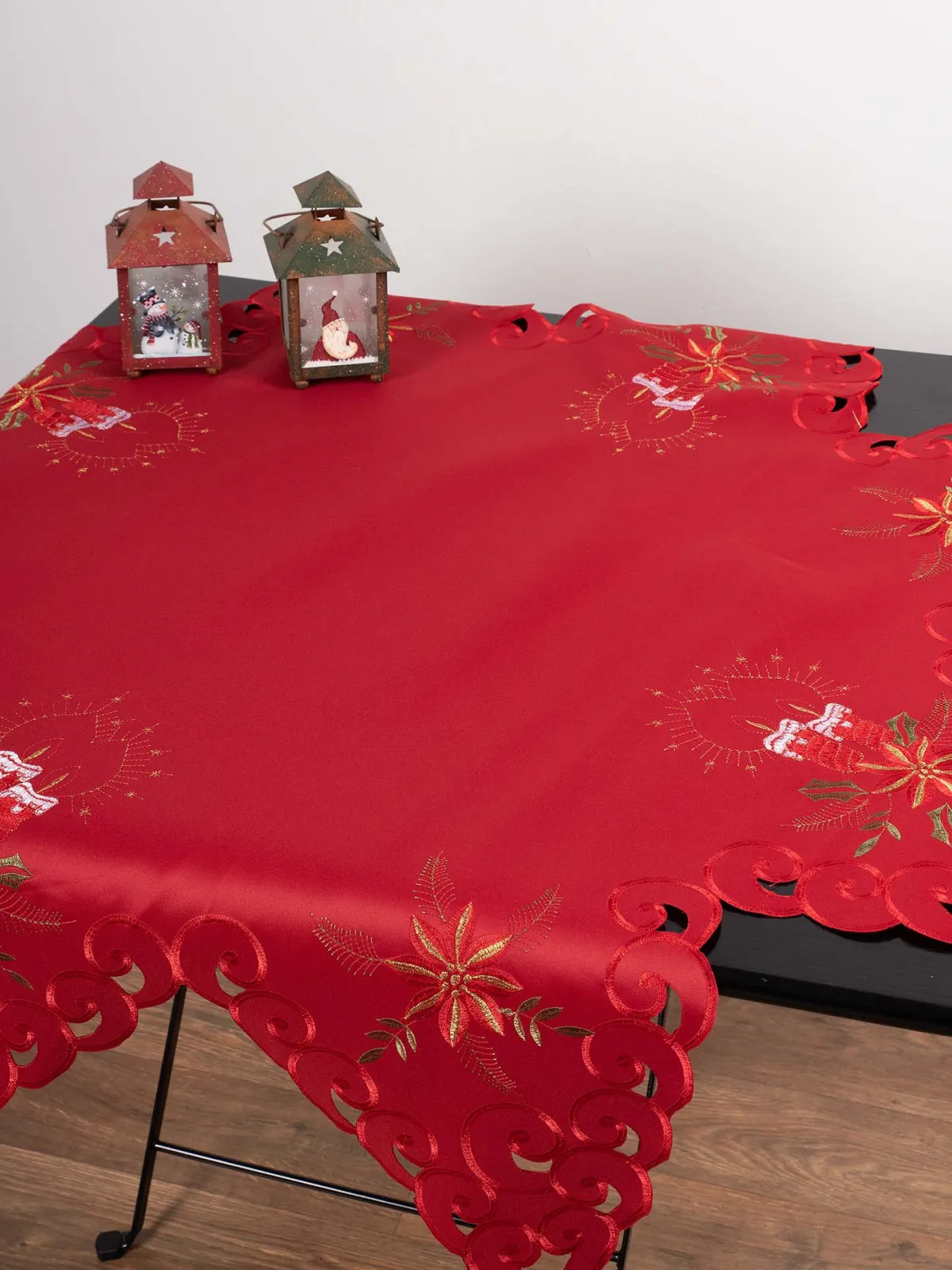 χριστουγεννιάτικο τραπεζοκαρέ (140cm x 140cm) n05