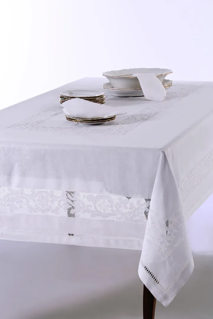 Χειροποίητο τραπεζομάντηλο 992 (170cm x 320cm)