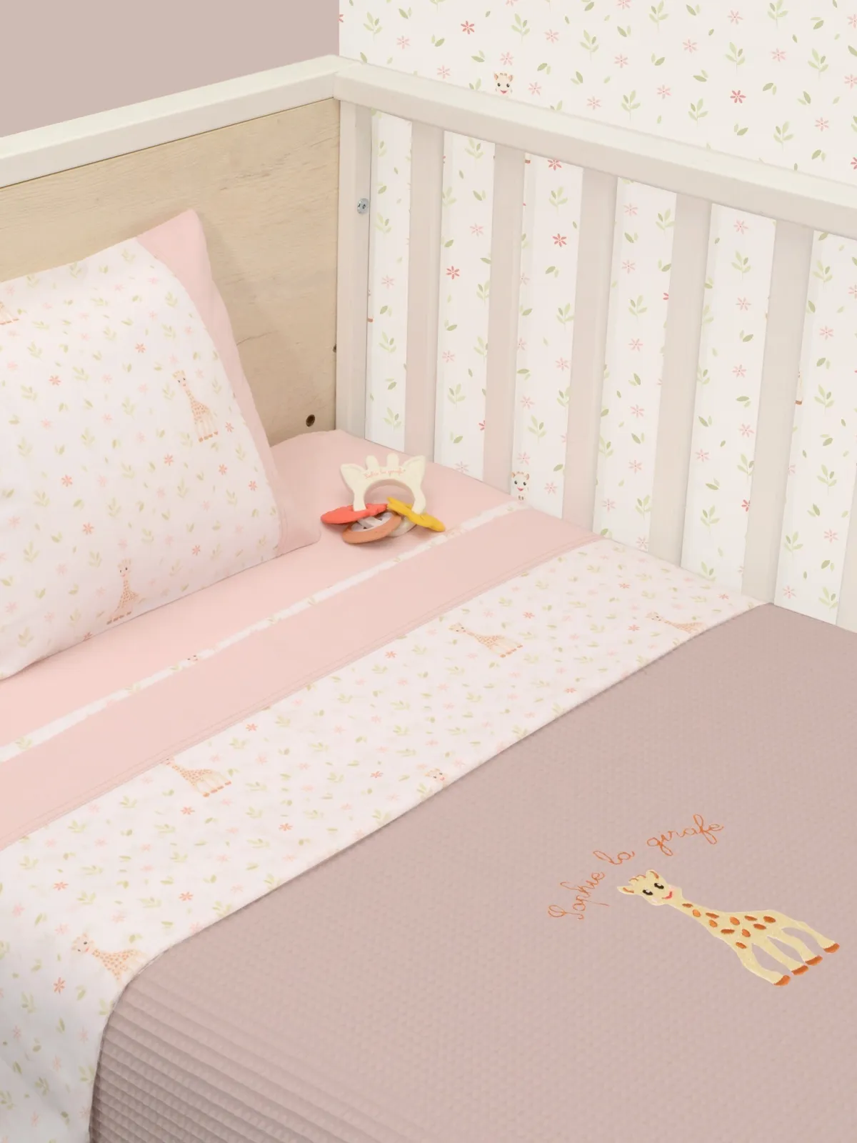 Κουβέρτα Πικέ Αγκαλιάς 75x95cm Design 502 Sophie La Girafe