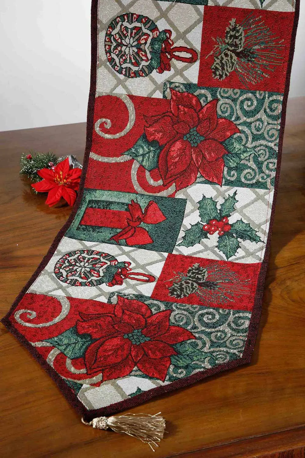 χριστουγεννιάτικη τραβέρσα (35cm x 170cm ) 9001