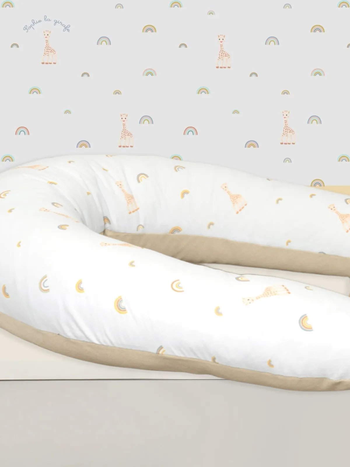 Μαξιλάρι Θηλασμού Design 504 με αφαιρούμενη θήκη - Sophie La Girafe