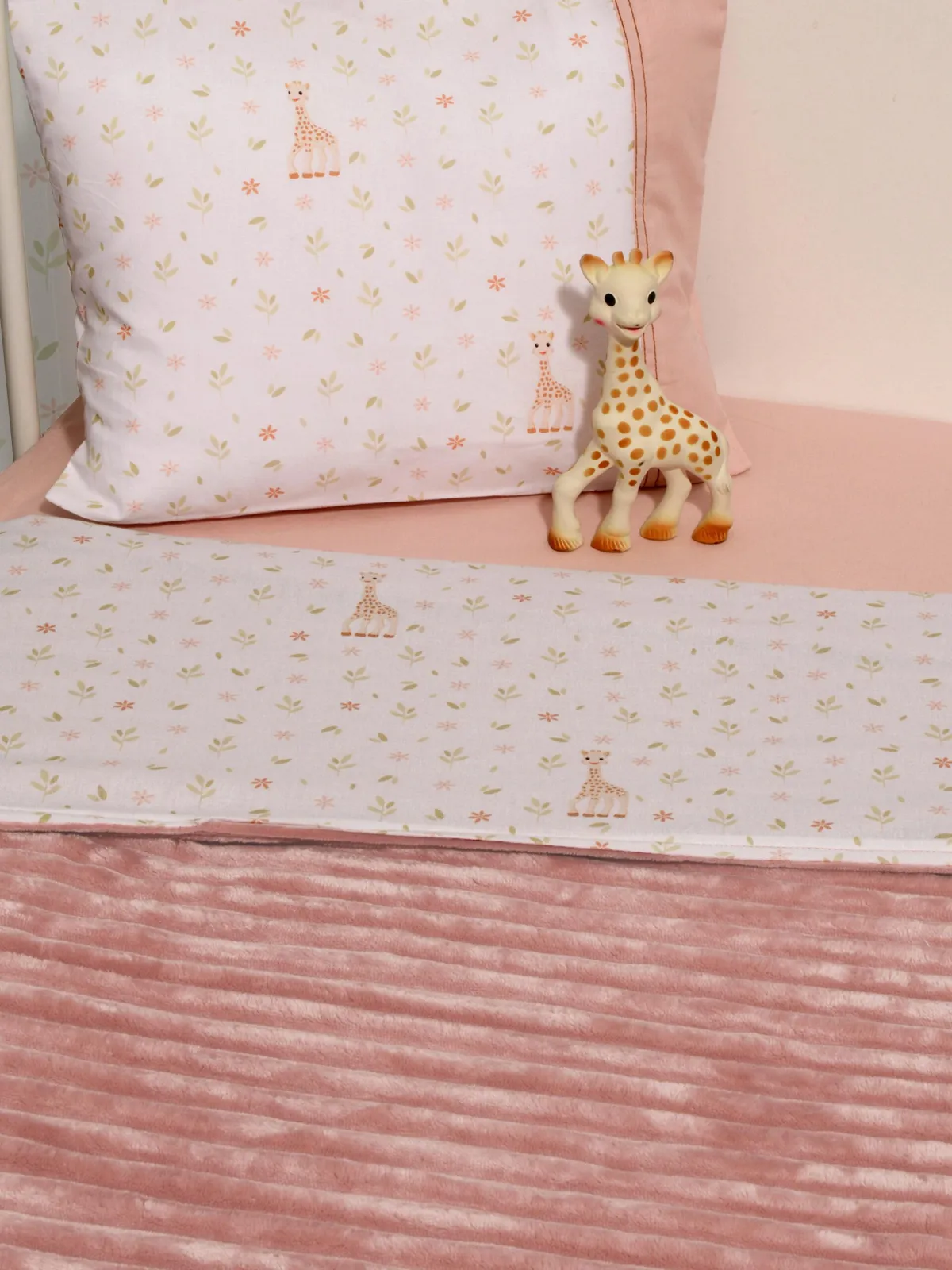 Minky ΝEW Κοτλέ Κουβέρτα Λίκνου Διπλής Όψης 75x95 Des.502 SOPHIE LA GIRAFE