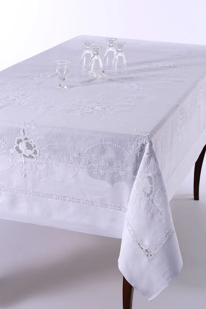 Χειροποίητο τραπεζομάντηλο 974 (170cm x 270cm)