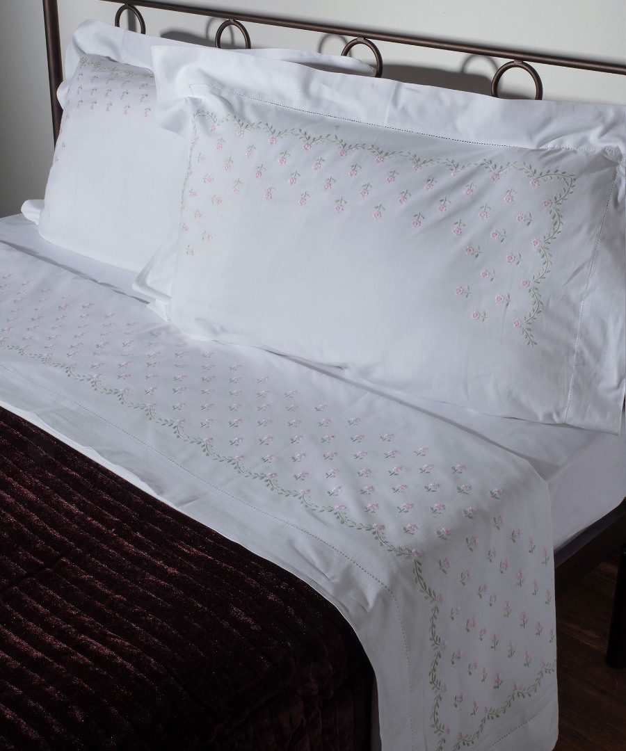 ΧΕΙΡΟΠΟΙΗΤΟ ΣΕΝΤΟΝΙ ΜΕ ΚΕΝΤΗΜΑ 2806A ΤΕΣΣΑΡΩΝ ΤΕΜΑΧΙΩΝ (225CM X 270CM) ΛΕΥΚΟ ΡΟΖ