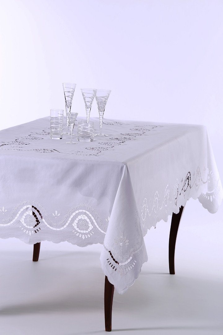 Χειροποίητο τραπεζομάντηλο act8 (170cm x 270cm)