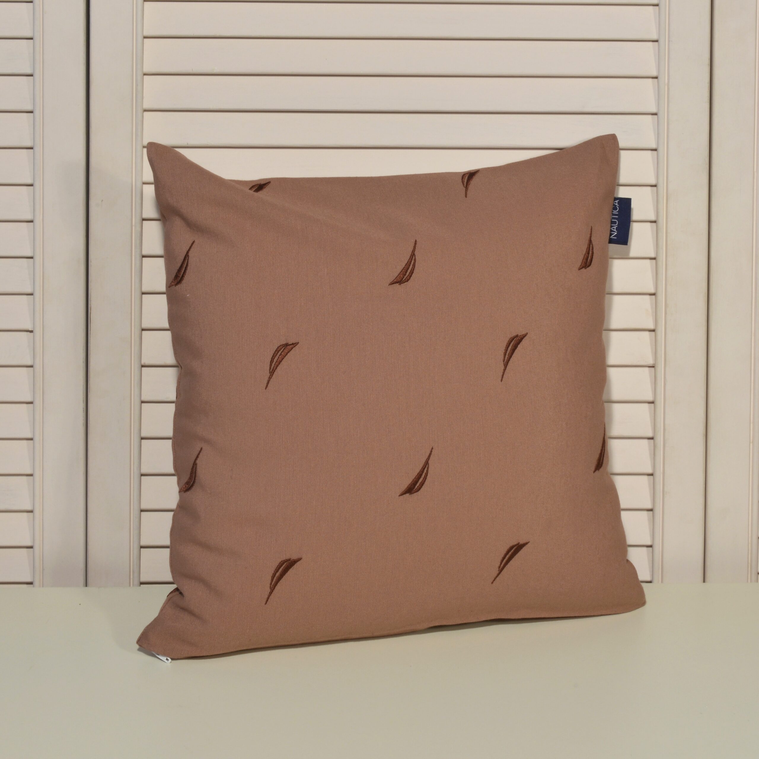 Μαξιλαροθήκη Διακοσμητική Λονέτα Κεντητή Des. 225 Καφέ με Καφέ Σκούρο Κέντημα