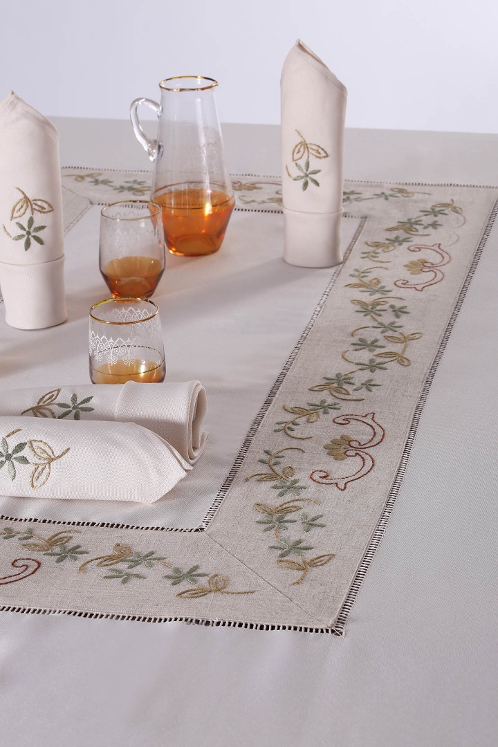 Χειροποίητο τραπεζομάντηλο 309 (170cm x 220cm)