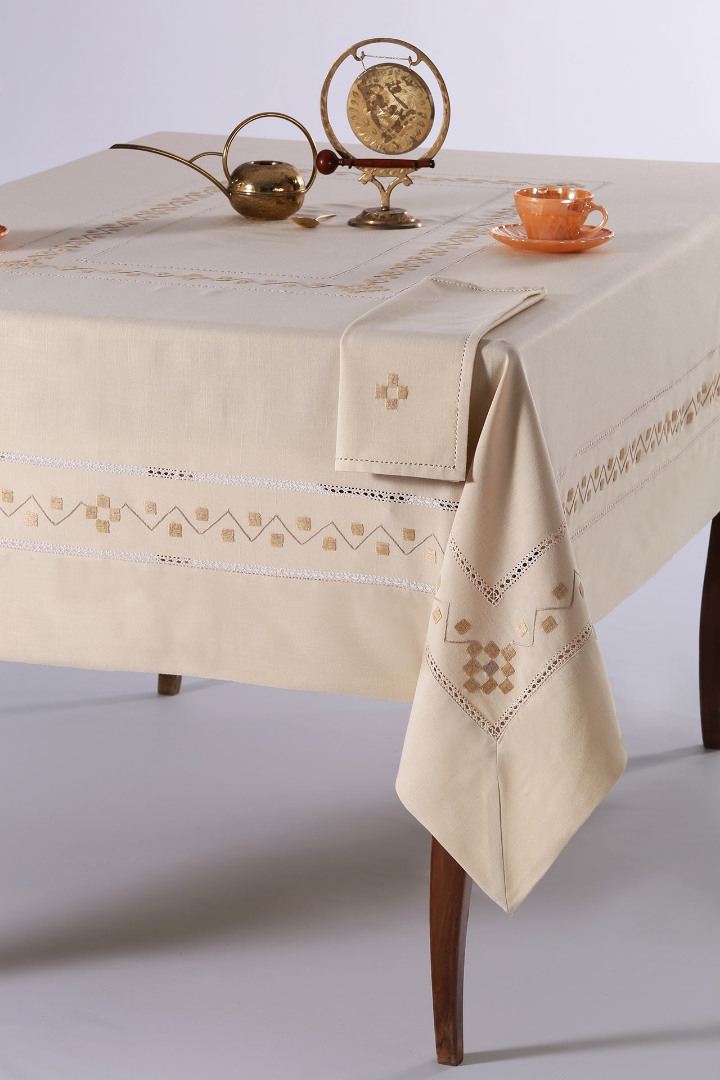 Χειροποίητο τραπεζομάντηλο 5013 (170cm x 270cm) λαδί