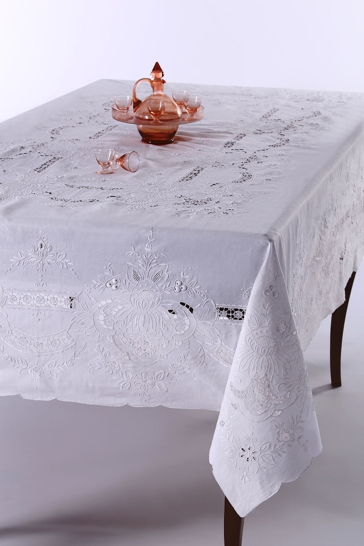 Χειροποίητο τραπεζομάντηλο 6011 (170cm x 270cm)