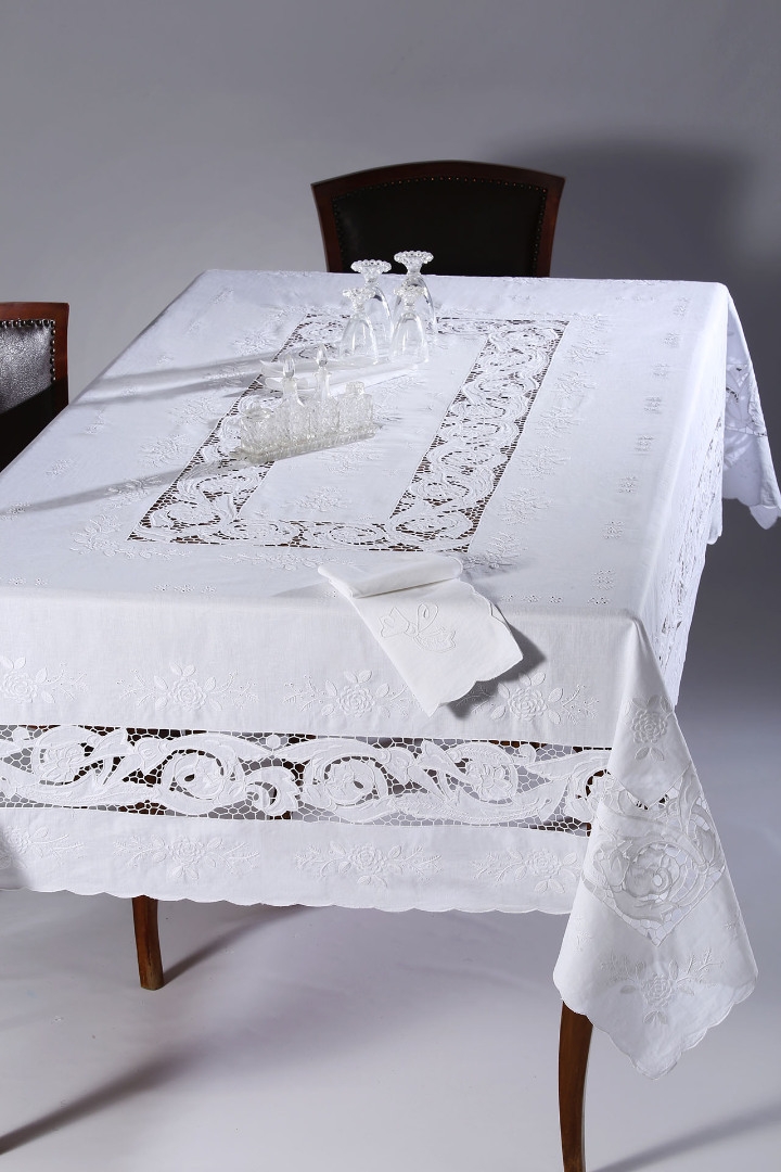 Χειροποίητο τραπεζομάντηλο 9895 (170cm x 270cm)