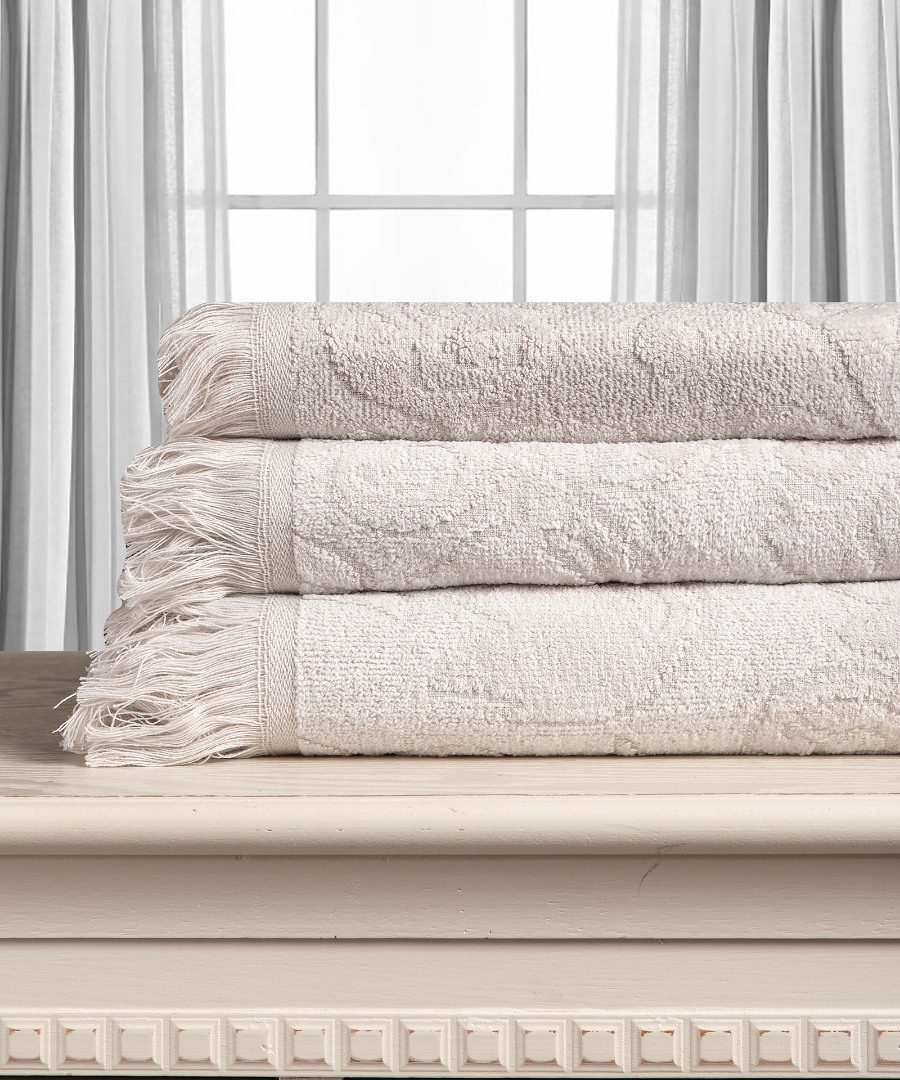 Βαμβακερή ζακάρ πετσέτα ALICIA 520gsm (50cm x 100cm) silver