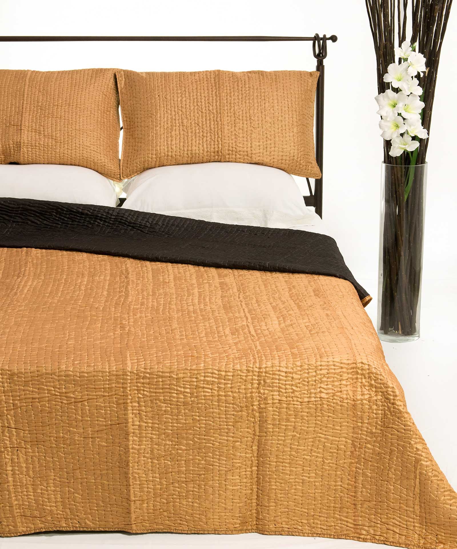 ΚΟΥΒΕΡΛΙ σετ (160cm x 220cm + 1 x 50cm x 70cm) 6330 χρυσό