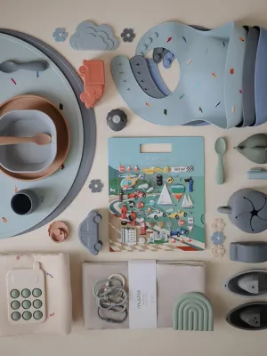 Βιβλίο με Επαναχρησιμοποιούμενα Αυτοκόλλητα Race Cars - Mushie