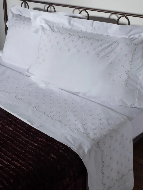 Προϊόν ΧΕΙΡΟΠΟΙΗΤΟ ΣΕΝΤΟΝΙ ΜΕ ΚΕΝΤΗΜΑ 2806A ΤΕΣΣΑΡΩΝ ΤΕΜΑΧΙΩΝ (225CM X 270CM) ΛΕΥΚΟ ΡΟΖ Εικόνα