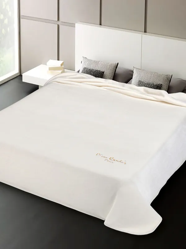 Προϊόν ΚΟΥΒΕΡΤΑ KING SIZE 240X260 PIERRE CARDIN NANCY 545 NATURAL(29) Εικόνα