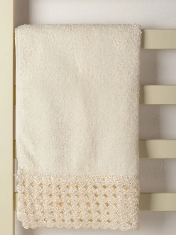 Προϊόν Πετσέτα Προσώπου (50cm x 100cm) με δαντέλα ivory Εικόνα