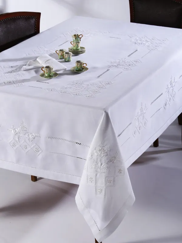 Προϊόν Χειροποίητο τραπεζομάντηλο 373 (170cm x 270cm) Λευκό Εικόνα