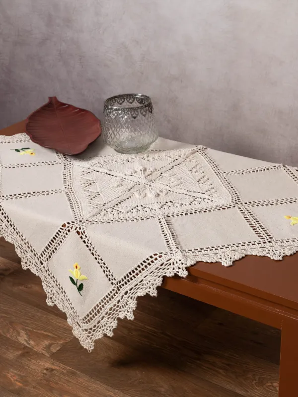 Προϊόν Καρέ με πλεκτό και απλικέ (90cm x 90cm) 030 κίτρινο λουλούδι Εικόνα