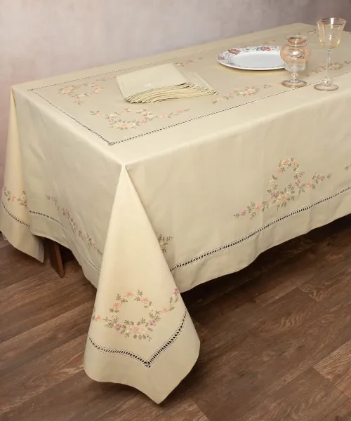 Χειροποίητο Τραπεζομάντηλο 7421 (170cm x 170cm) Λαδί