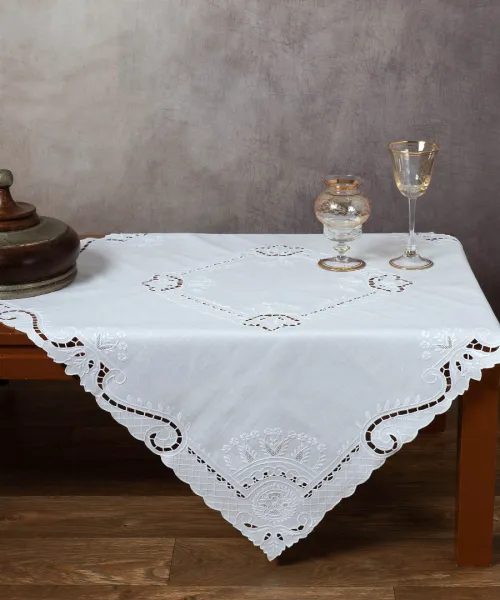 Χειροποίητο πετσετάκι 461 (60cm x 60cm) λευκό