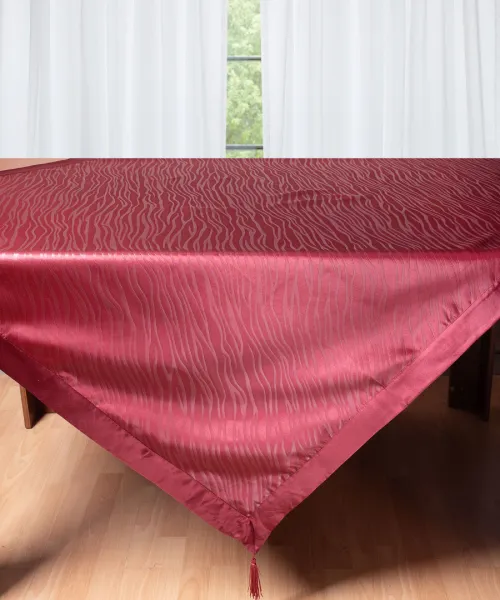 Σατέν τραπεζοκαρέ 2009 (130cm x 130cm) μπορντώ