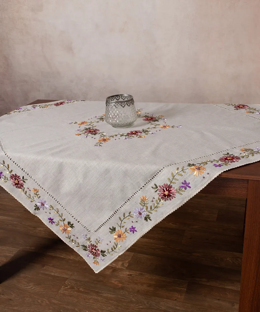 Τραπεζοκαρέ ροκοκό (135cm x 135cm) 4338