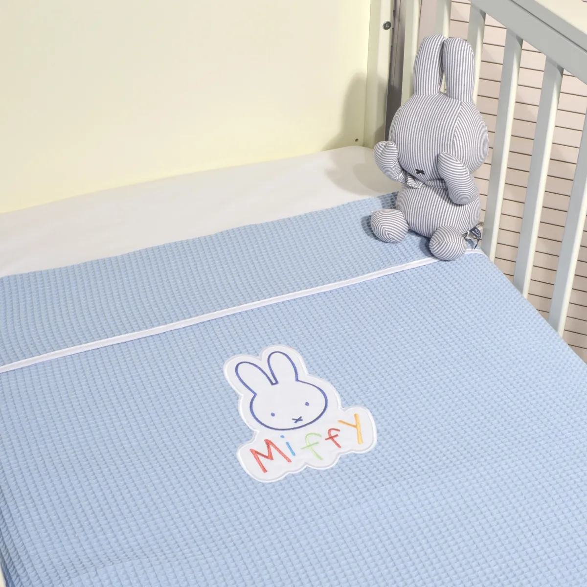 Κουβέρτα Πικέ Κούνιας 100x140cm Design 11 Miffy