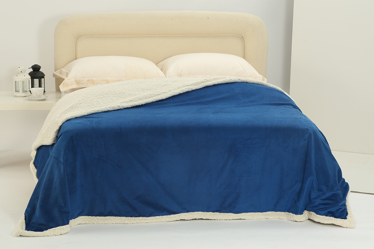 κουβέρτα fleece με sherpa (220cm x 240cm) shaved royal blue