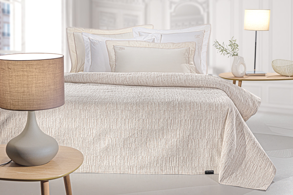 Κουβέρτα Diana Natural