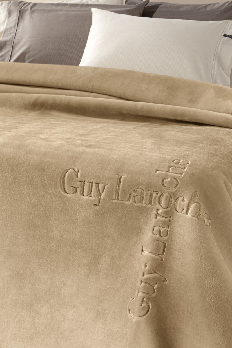 Κουβέρτα Logo Almond