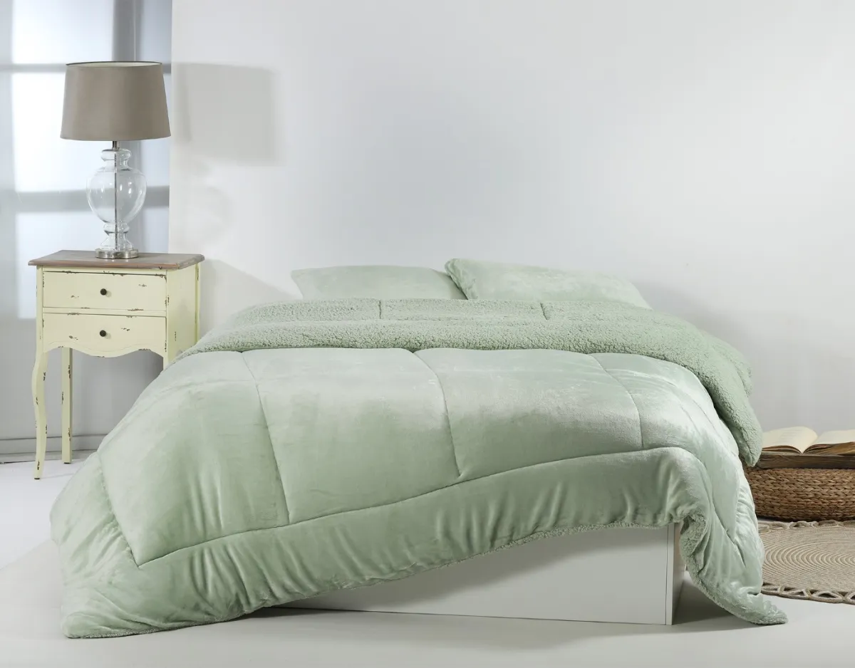 Κουβερτοπάπλωμα solid (220cm x 240cm) light green