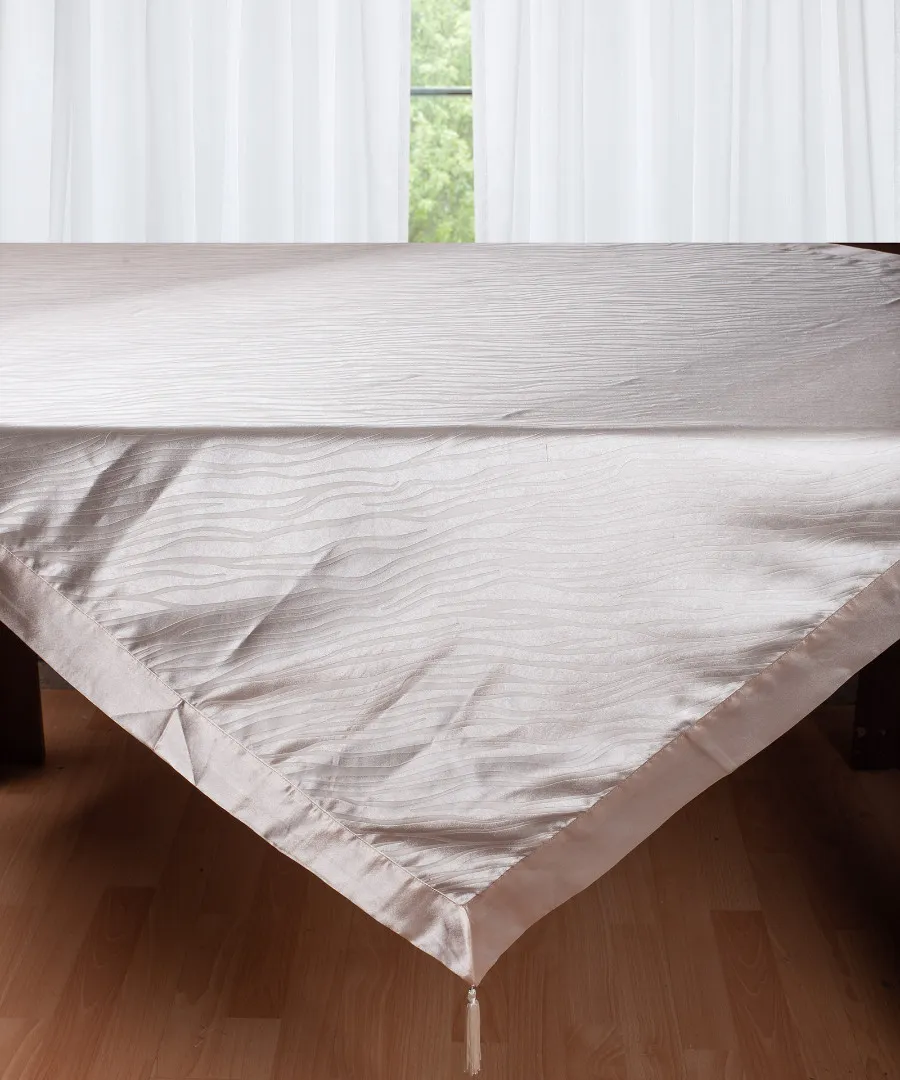 Σατέν τραπεζομάντηλο 2009 (160cm x 220cm) σομών