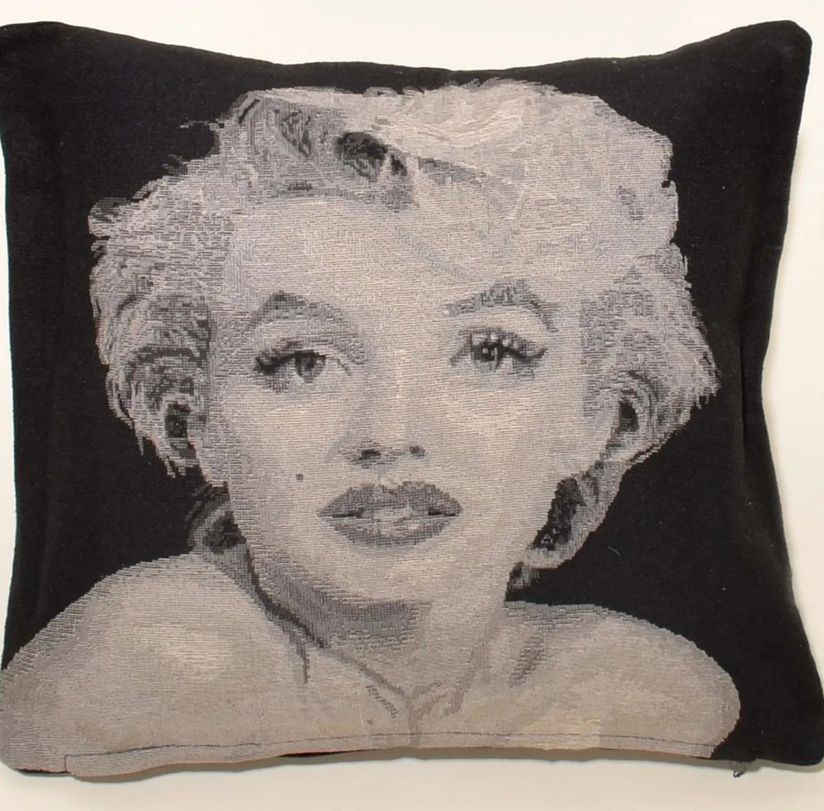 ΜΑΞΙΛΑΡΟΘΗΚΗ (45cm x 45cm) MARILYN MONROE