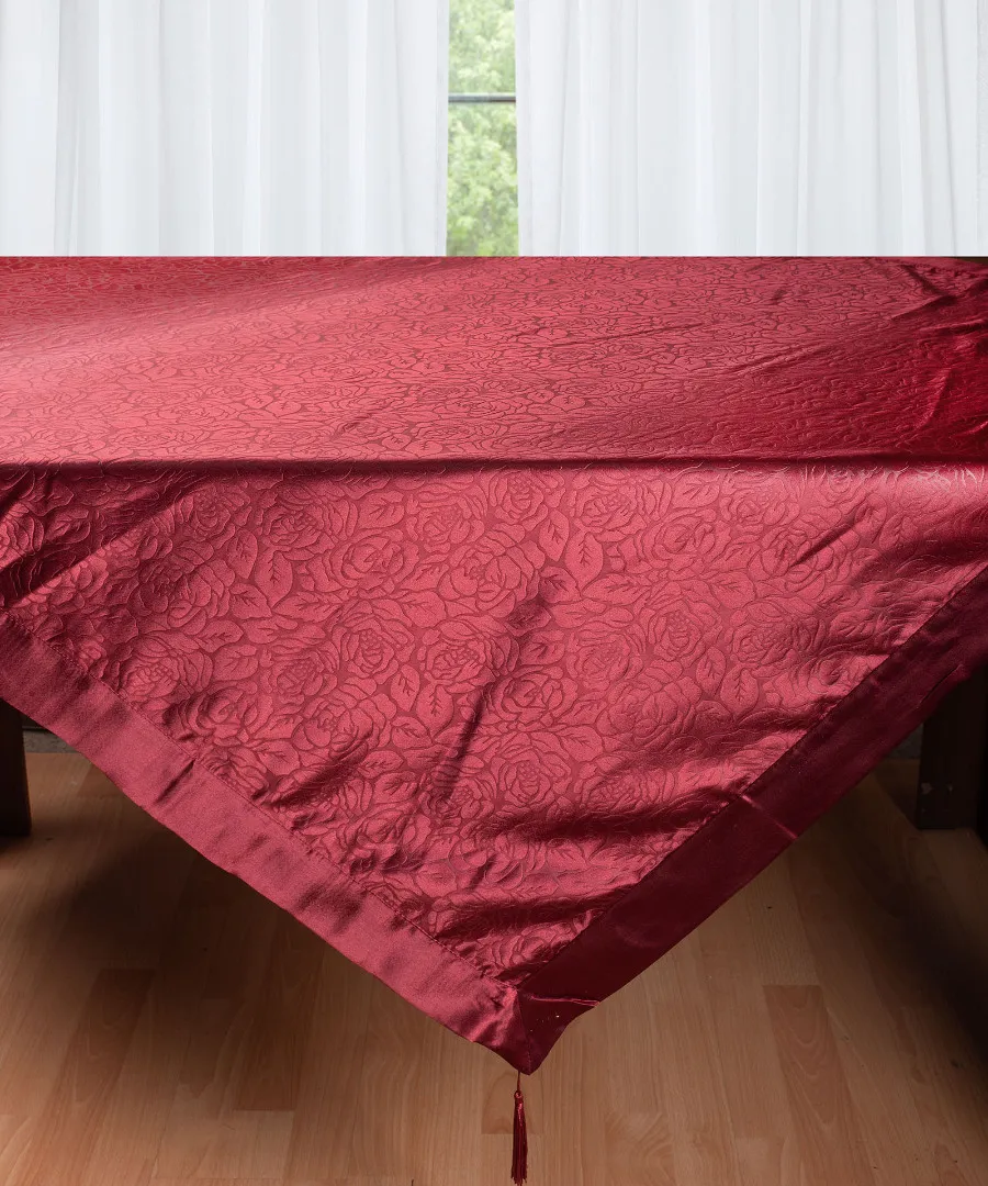 Σατέν τραπεζοκαρέ 2009 λουλούδι (130cm x 130cm) μπορντώ
