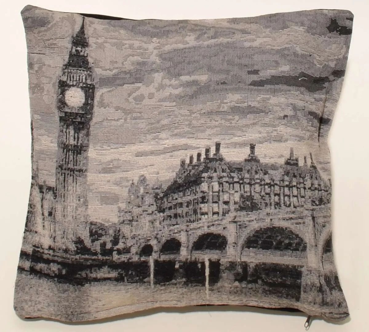 ΜΑΞΙΛΑΡΟΘΗΚΗ (45cm x 45cm) BIG BEN 