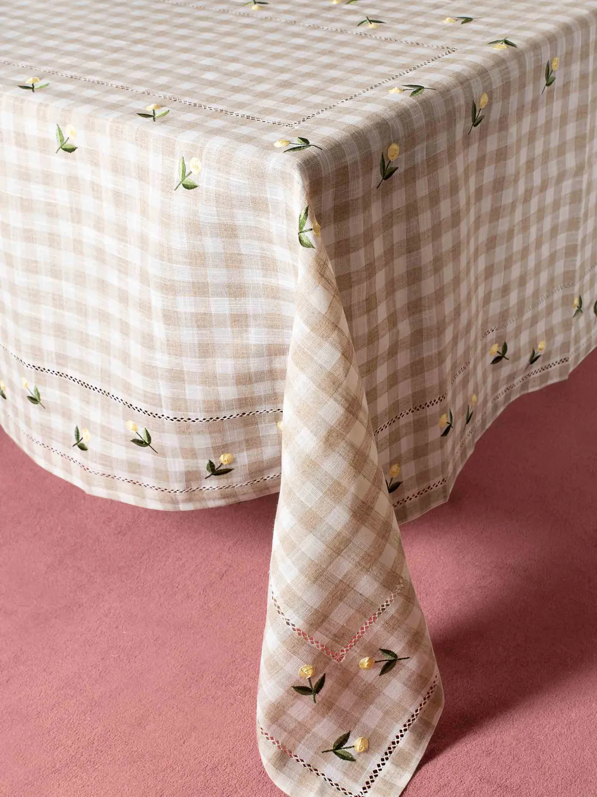 τραπεζομάντηλα (170cm x 170cm) 2096