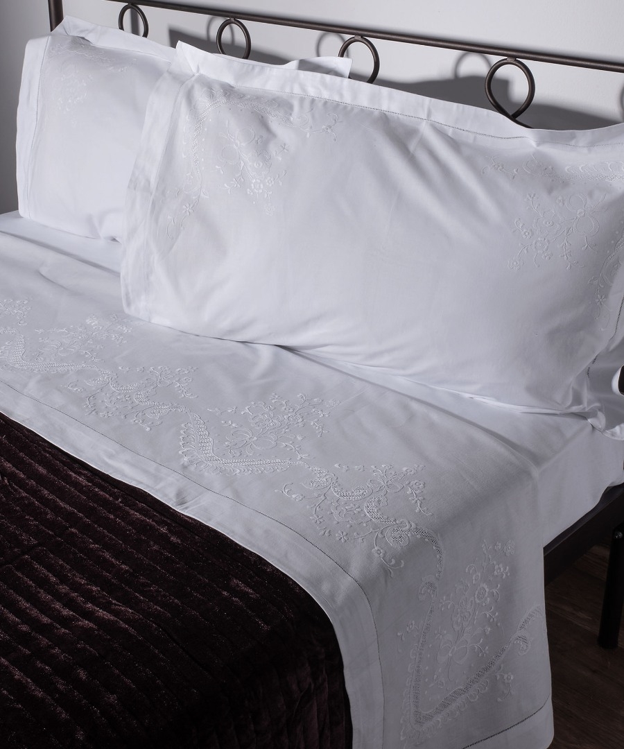 Χειροποίητο σεντόνι 2468 τεσσάρων τεμαχίων (225cm x 270cm) λευκό