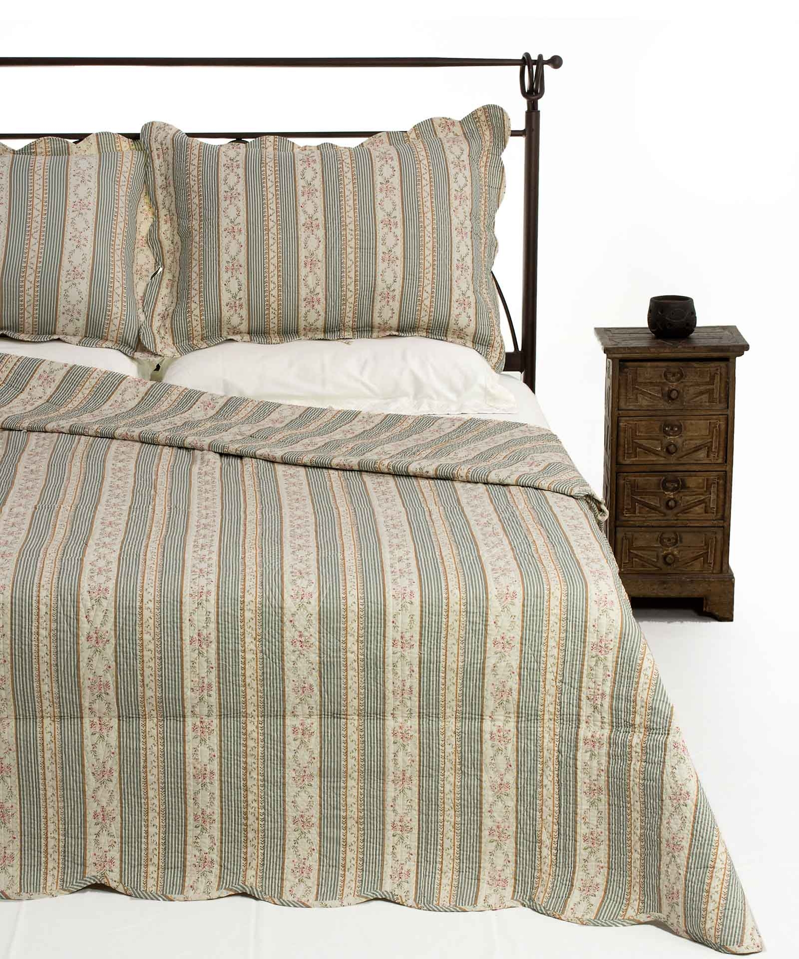 ΚΟΥΒΕΡΛΙ σετ (220cm x 240cm + 2 x 50cm x 70cm) C1