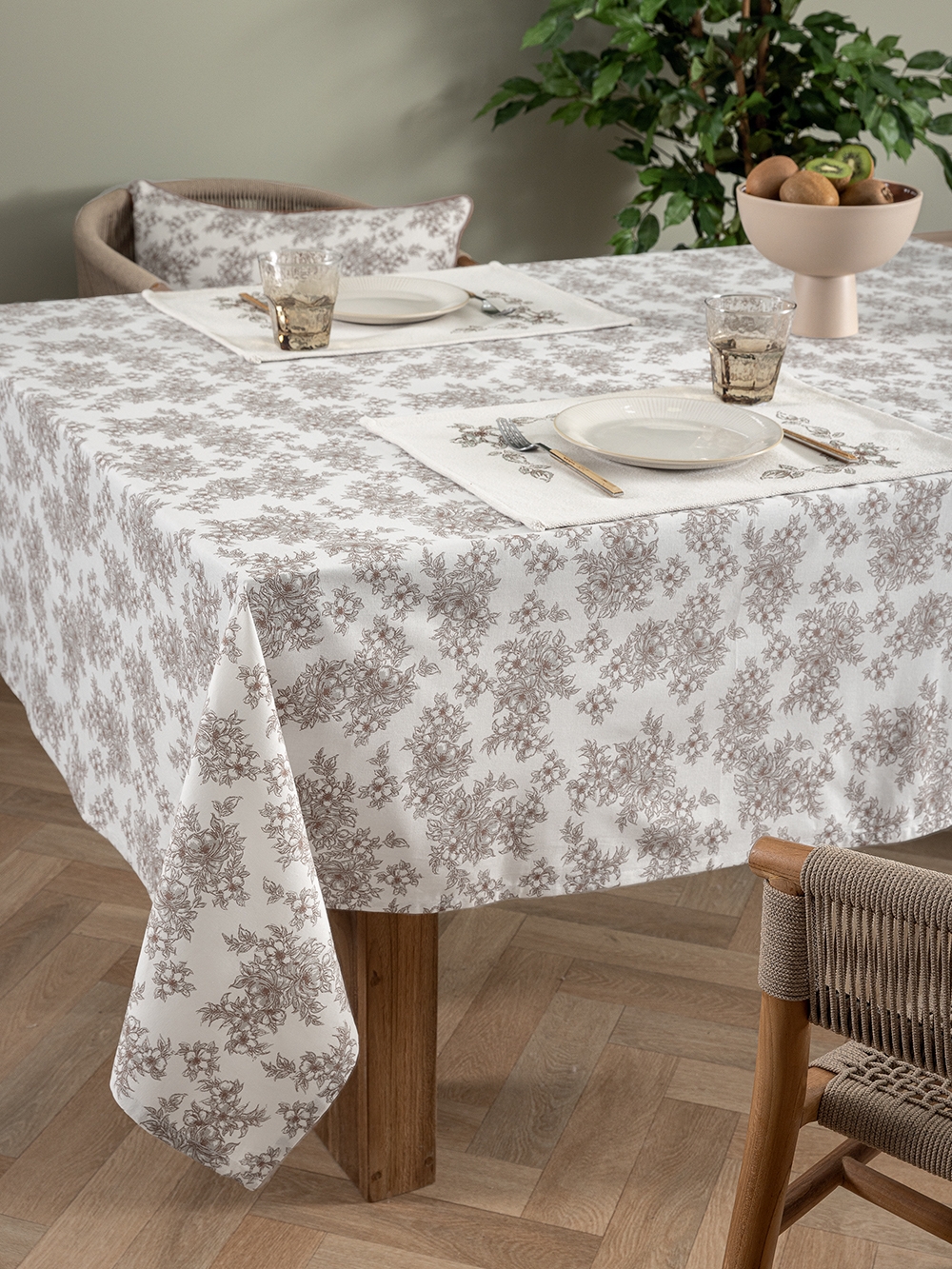 Τραπεζομάντηλο Formal Dinner 140x140 MH100