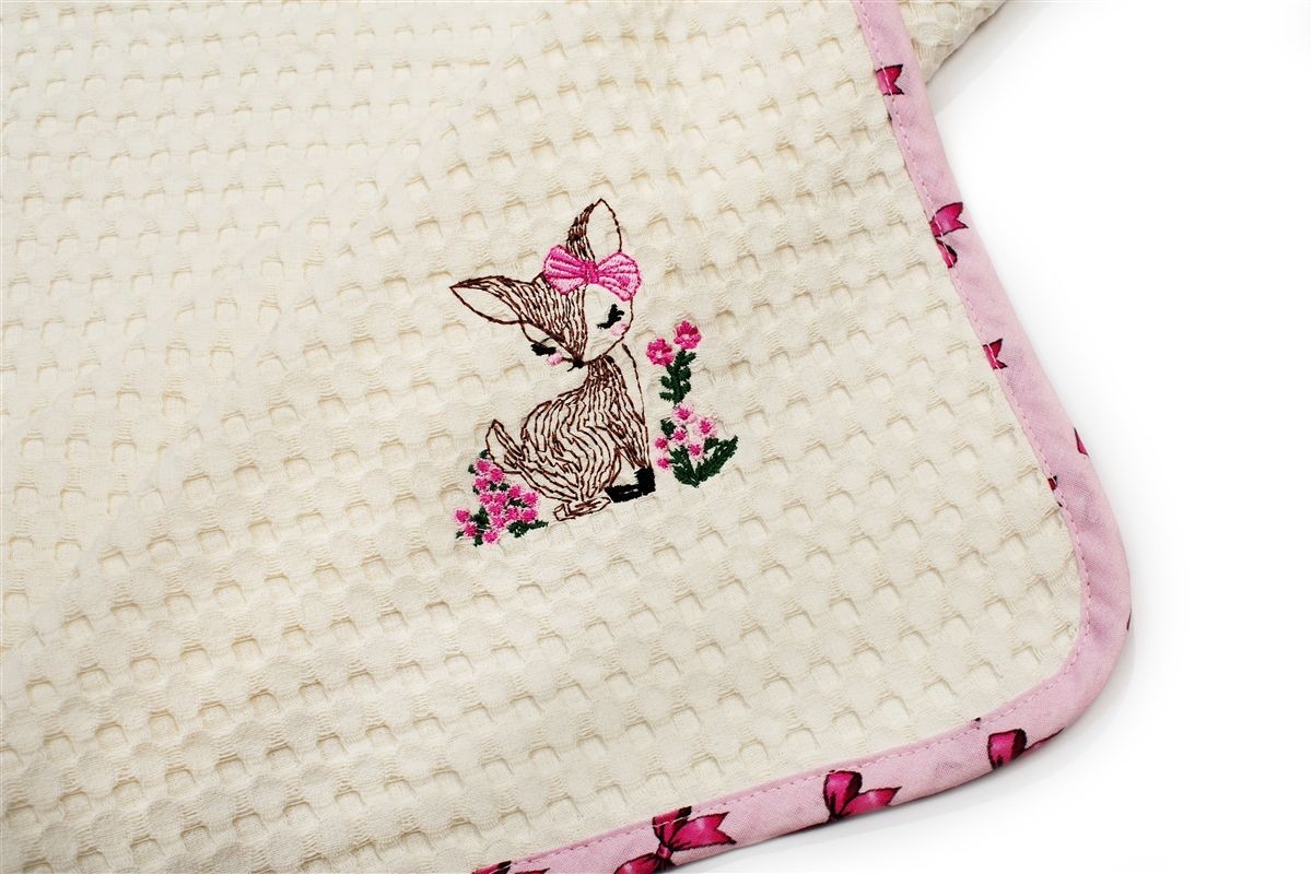 Κουβέρτα Πικέ Με Κέντημα bebe Deer 198 80X110 Ecru-Pink 100% Cotton