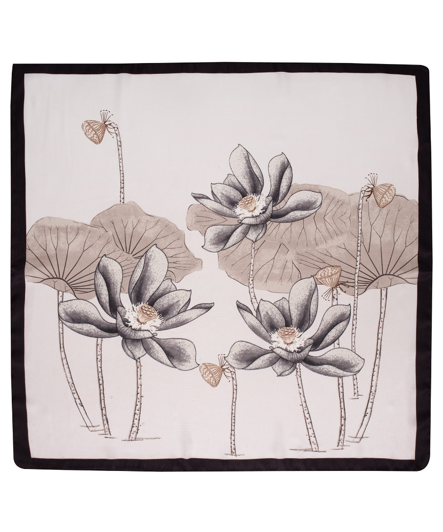 Διακοσμητικό μαντήλι (65cm x 65cm) σχέδιο 23