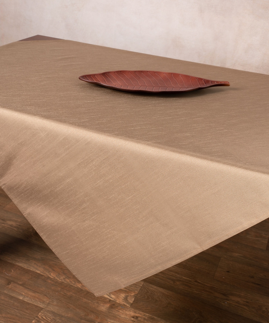 Σατέν τραπεζοκαρέ 2015 (130cm x 130cm) πούρου