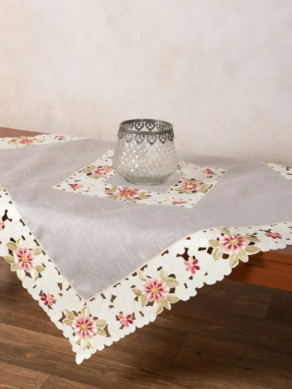Σατέν κοφτό τραπεζοκαρέ (135cm x 135cm) 8205 not full