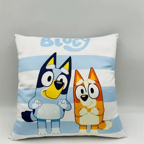 Προϊόν Βελούδινο Μαξιλάρι BBC Studios Bluey 600 38X38 White-Sky Blue 100% Velboa Εικόνα
