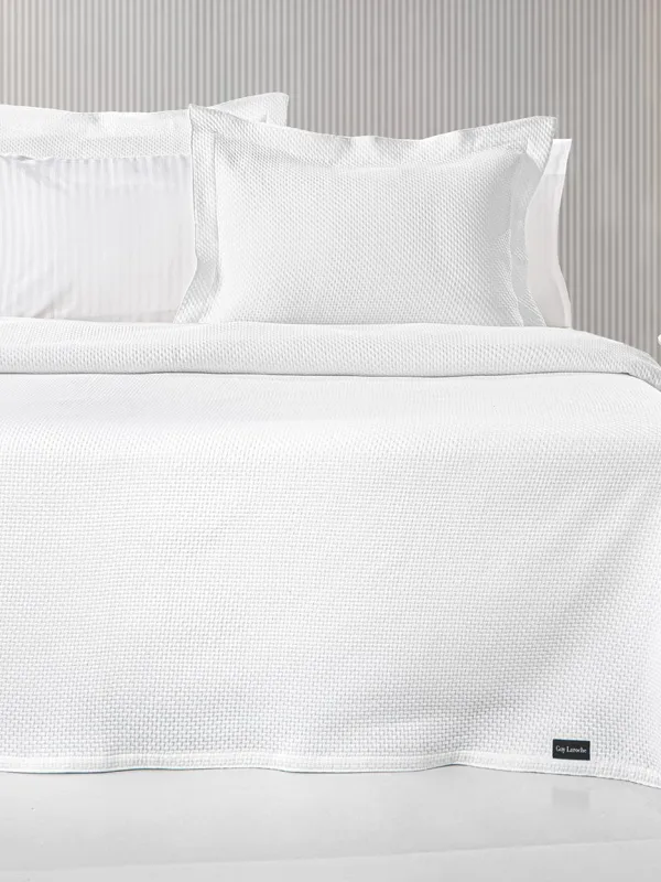 Κουβέρτα Slalom White